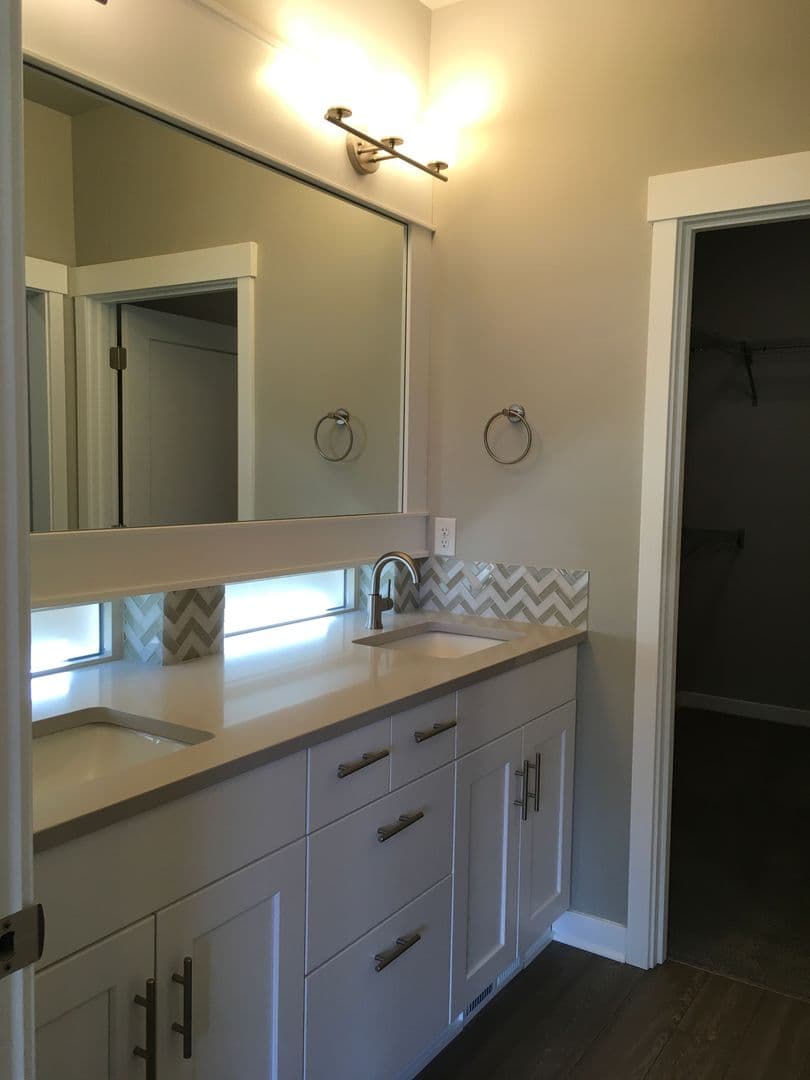 Redmond House: 3649 SW Badger Court