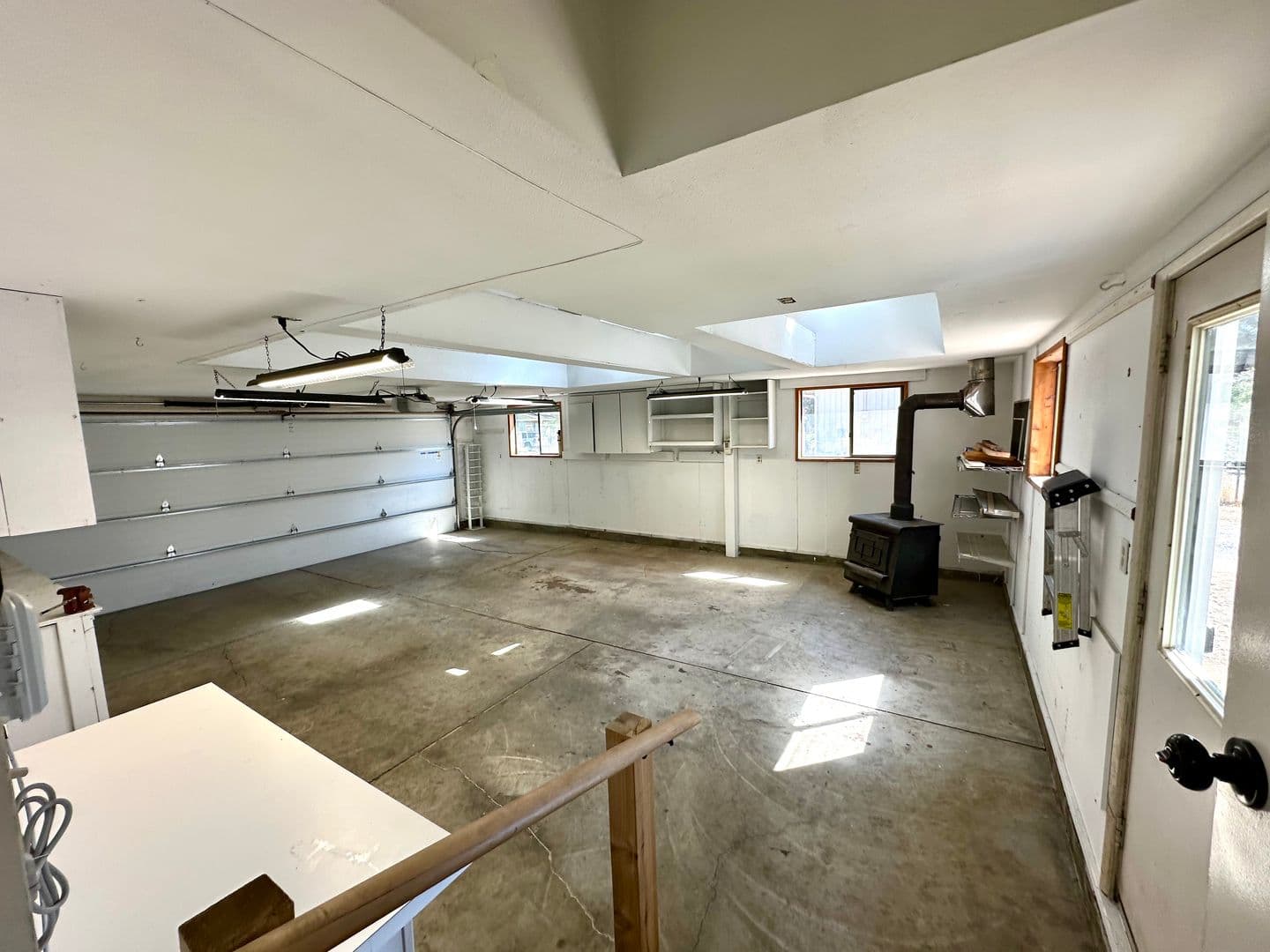 Sisters House: 305 W Washington