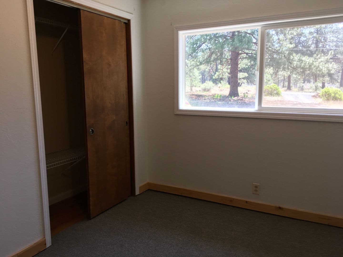 Bend House: 60149 Cheyenne Road