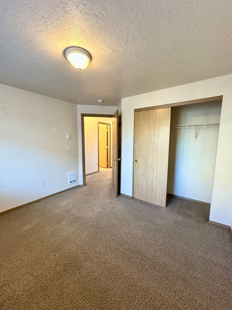 Bend Apartment: 21028 Damascus Ln