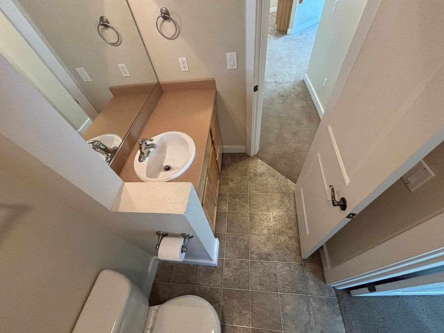 Bend Apartment: 1031 NE Watt Way