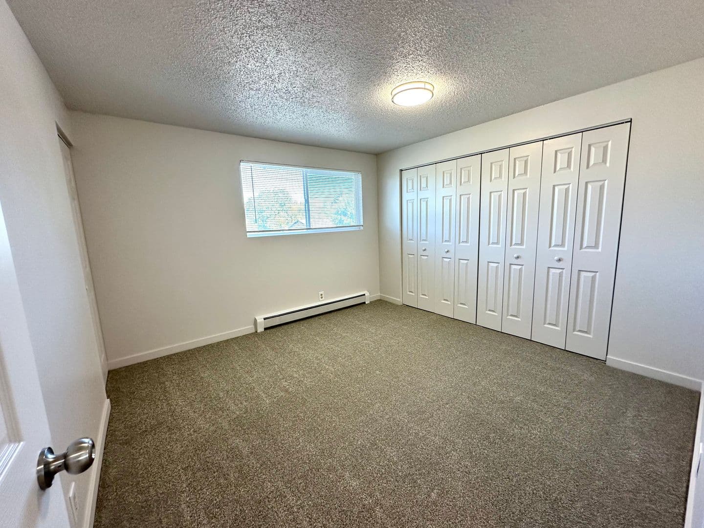 Redmond Apartment: 1612 SW Lava Avenue