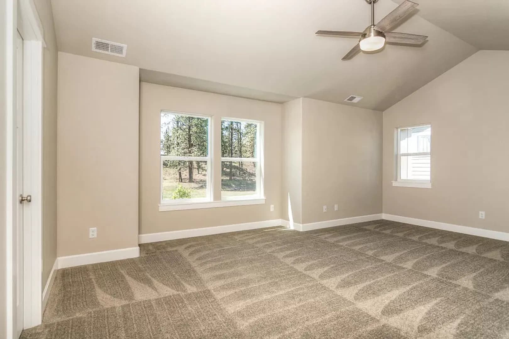 Bend House: 20478 Murphy Rd.