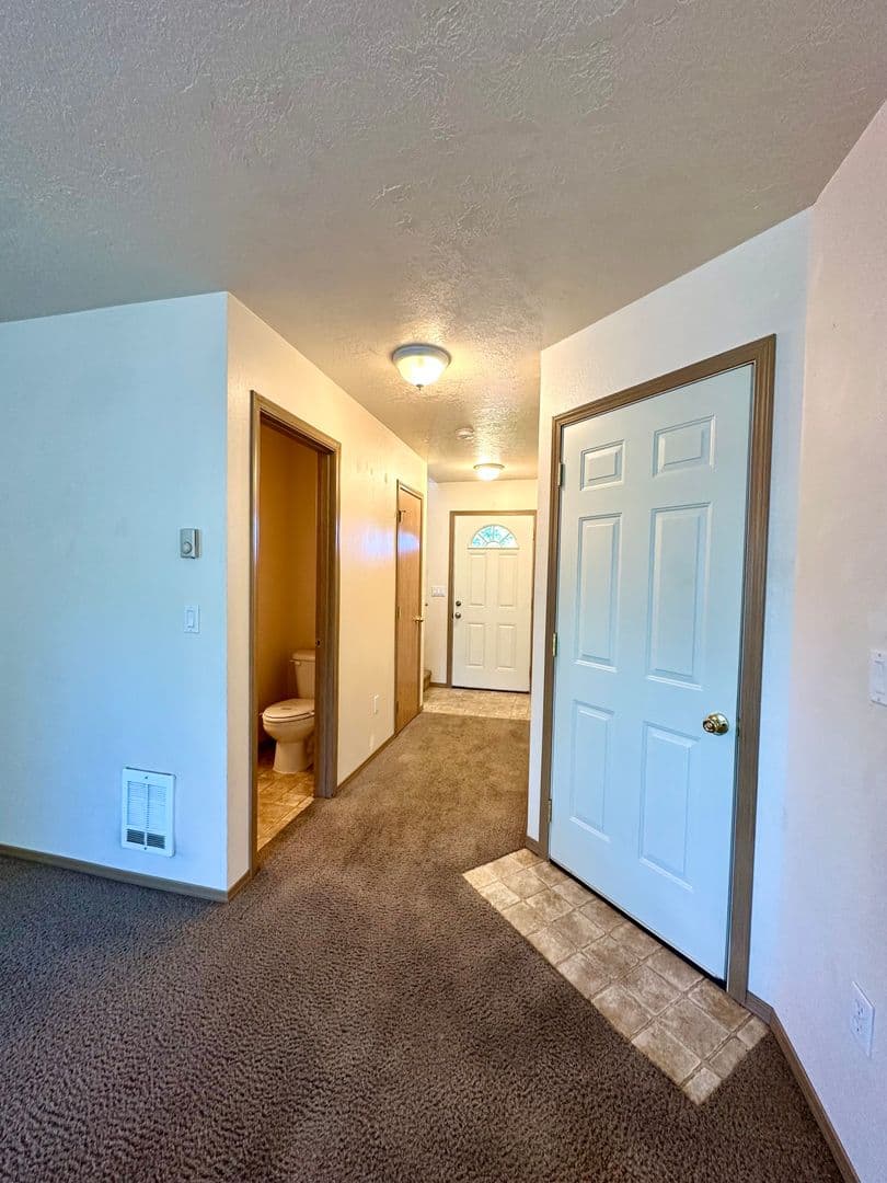 Bend Apartment: 21028 Damascus Ln