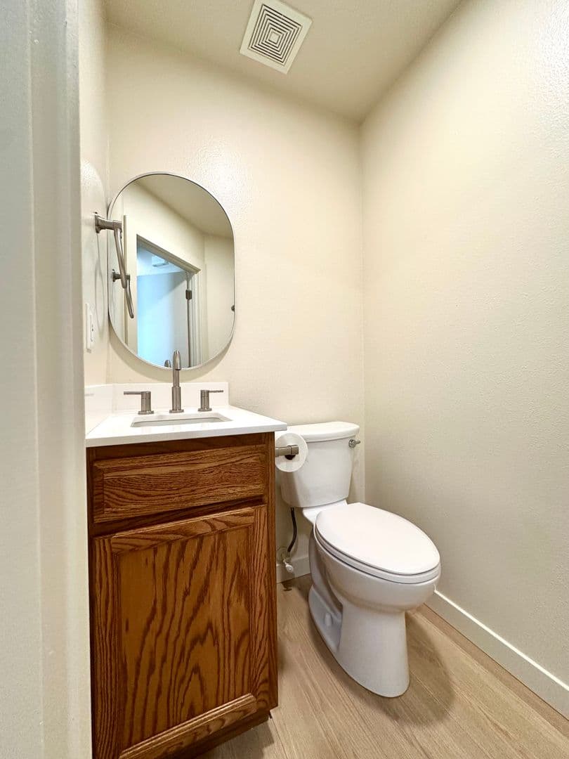 Bend Apartment: 1980 NE Zachary Ct