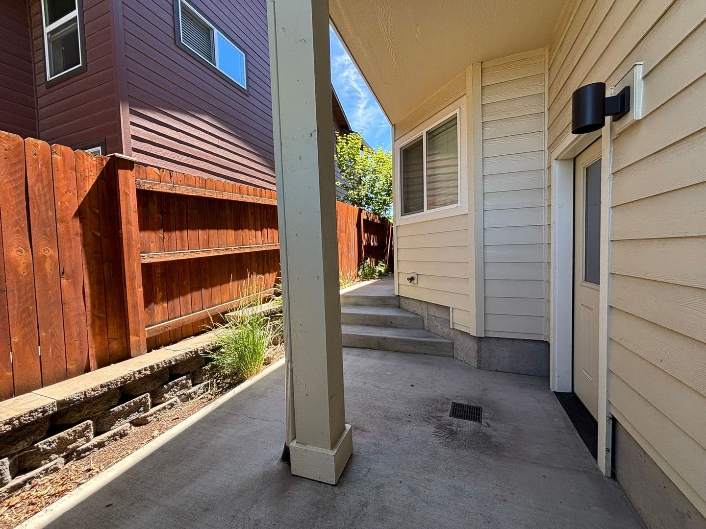 Bend Apartment: 792 NE Copperleaf Loop