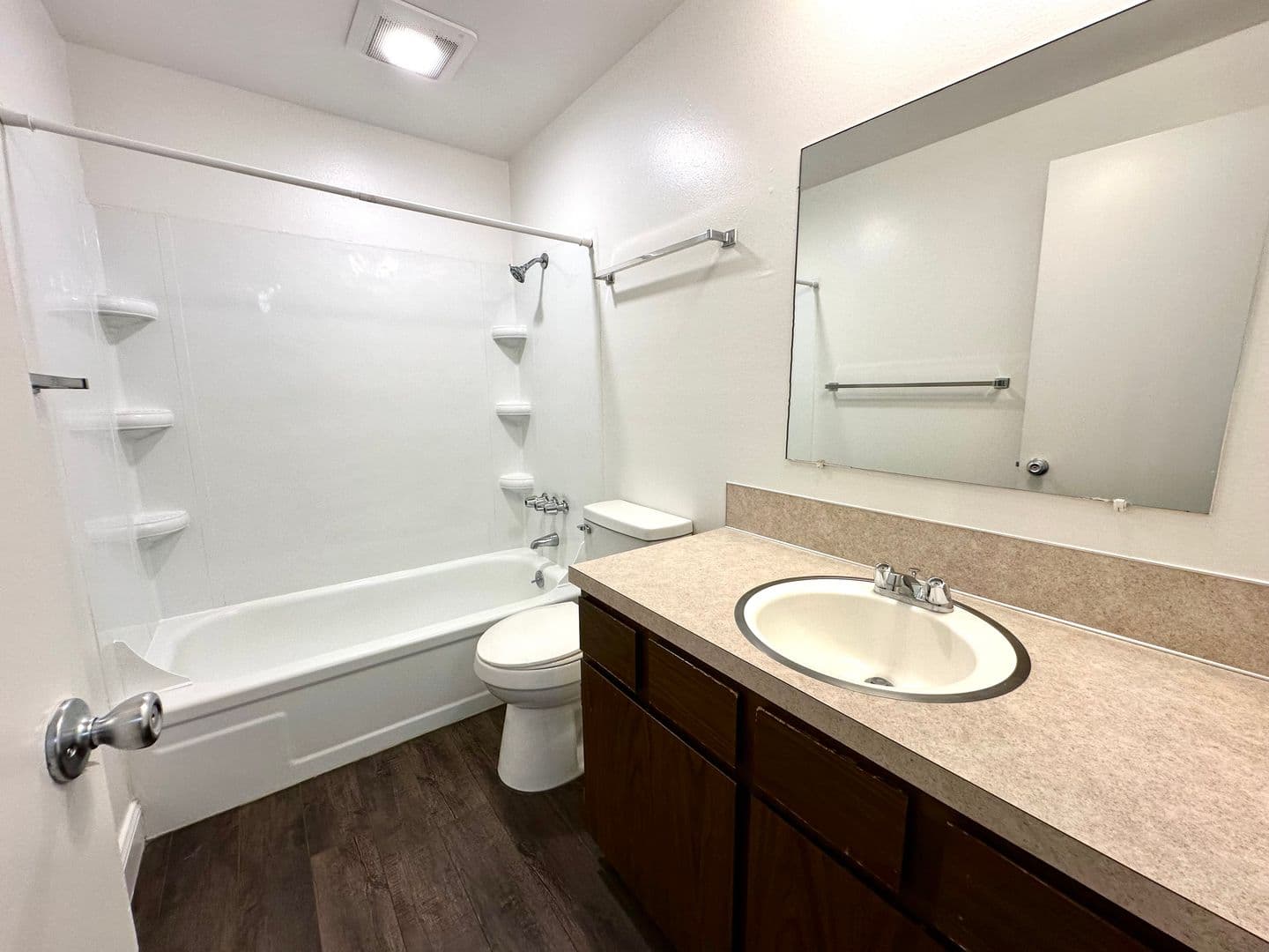 Redmond Apartment: 1624 SW Lava Avenue