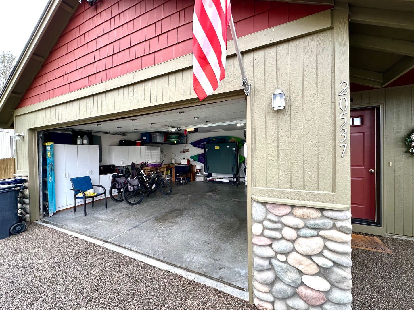 Bend House: 20537 Dylan Loop
