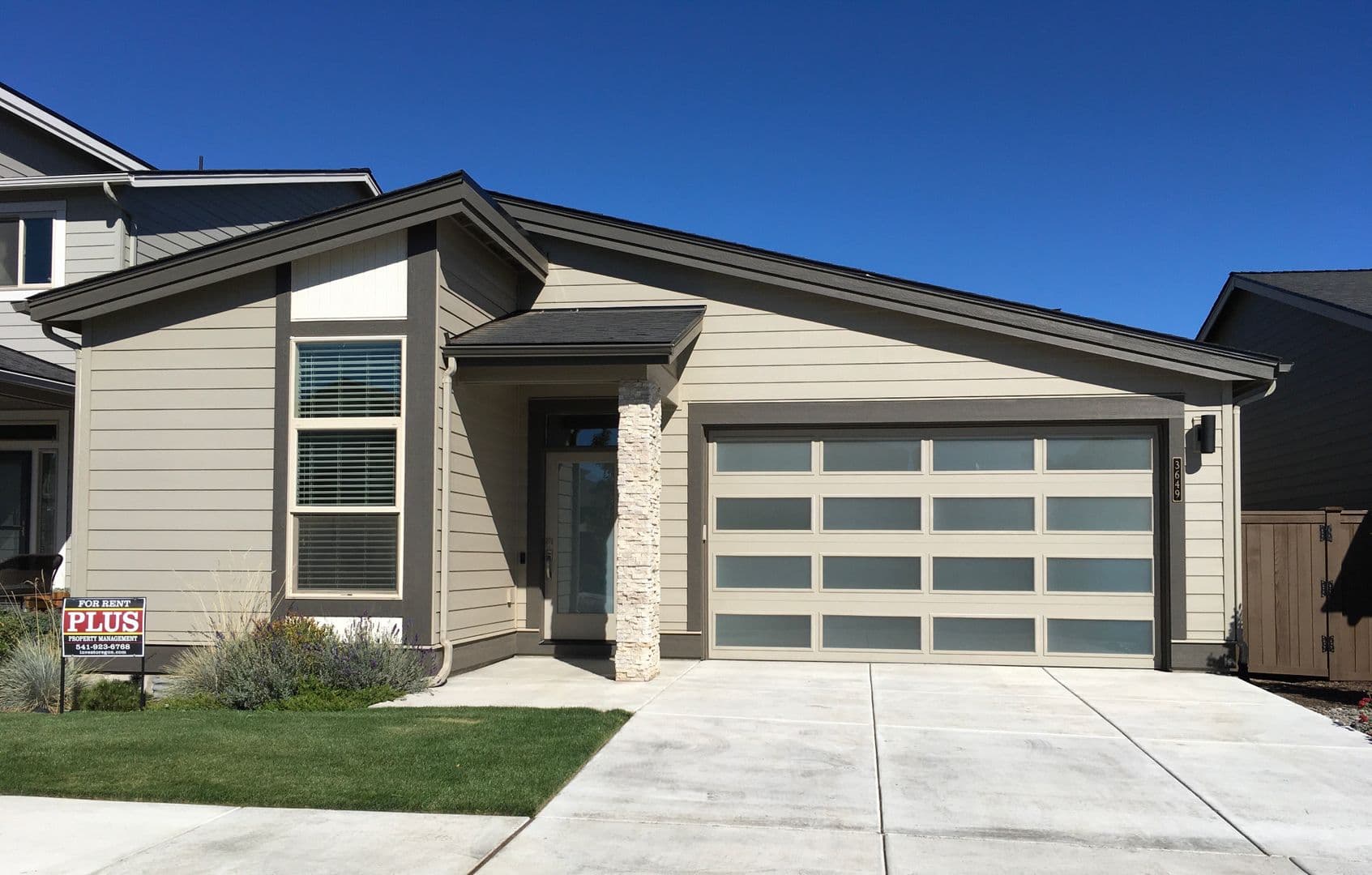 Redmond House: 3649 SW Badger Court