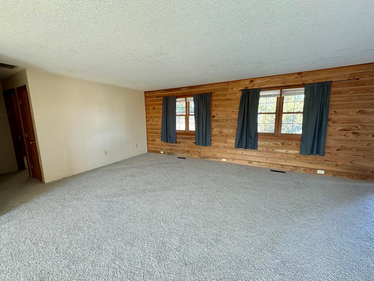 Terrebonne House: 13873 SW Peninsula Drive