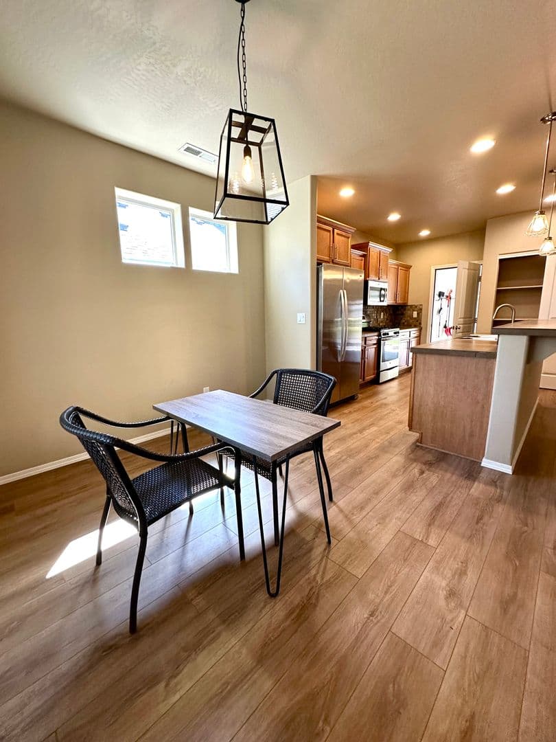 Bend House: 61158 SW Teton Lane