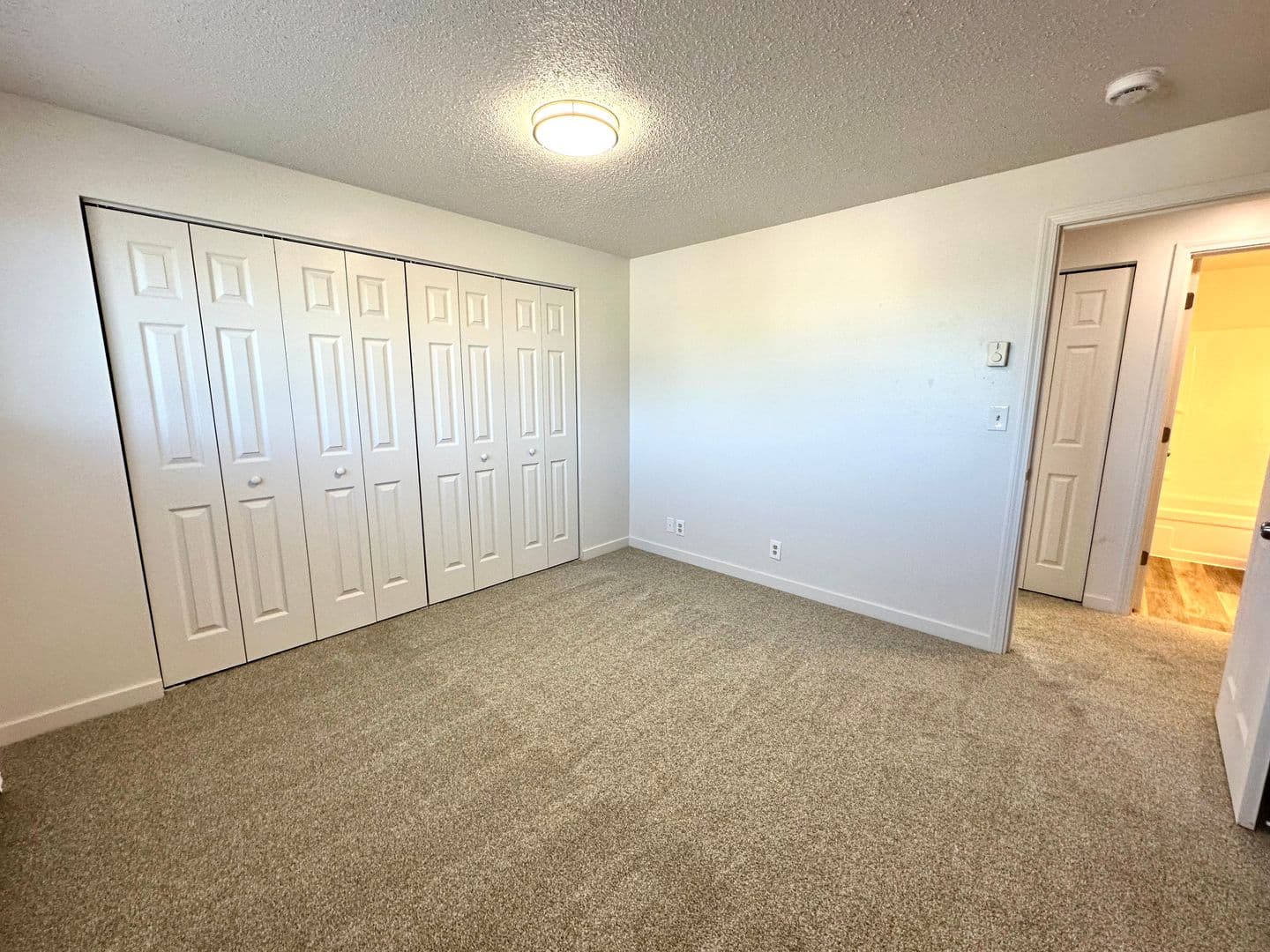 Redmond Apartment: 1612 SW Lava Avenue