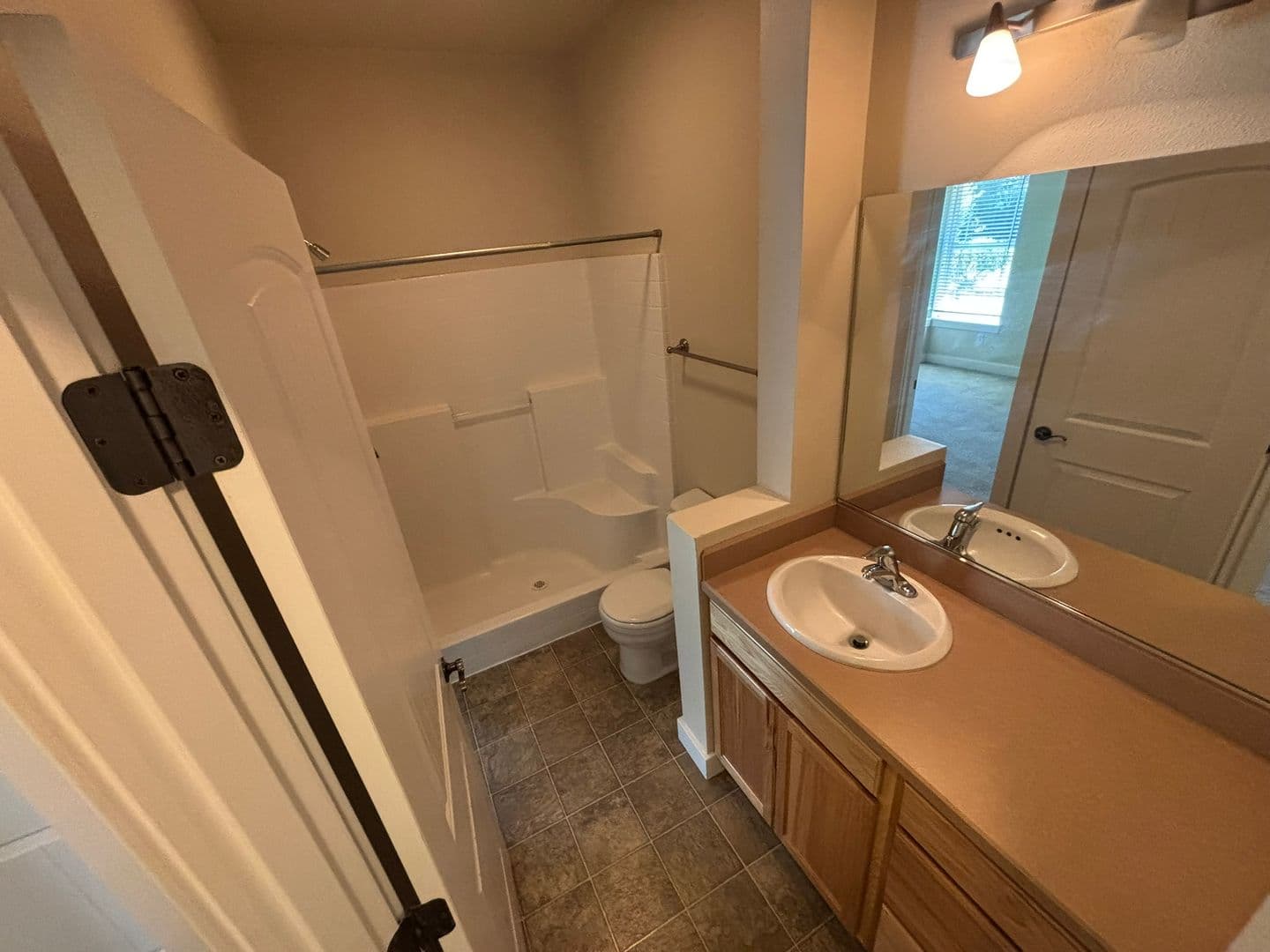 Bend Apartment: 1031 NE Watt Way