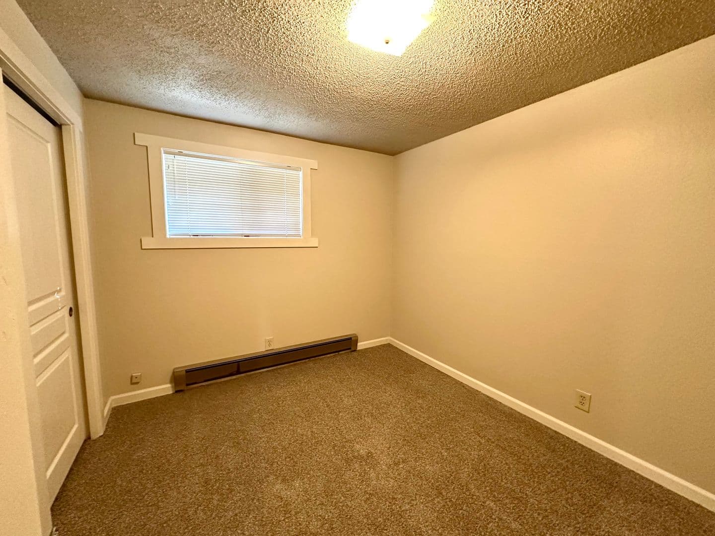 Bend Apartment: 1727 NW Wall St.
