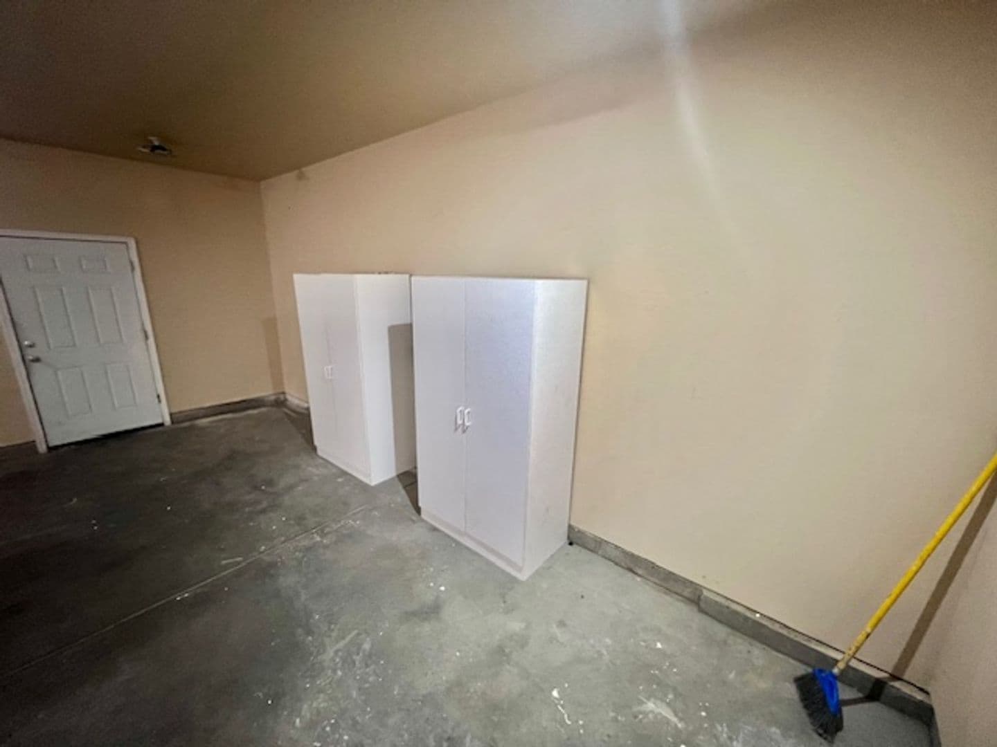 Bend House: 2521 NE Cretia Ct