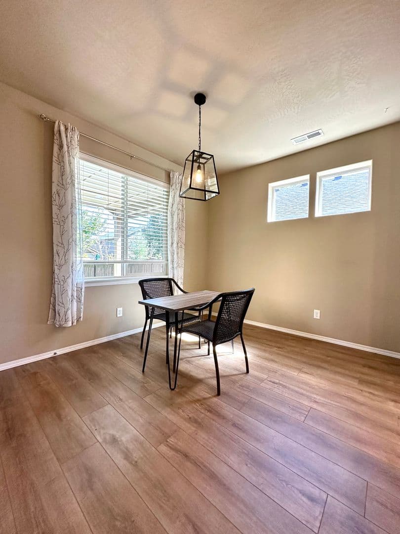 Bend House: 61158 SW Teton Lane