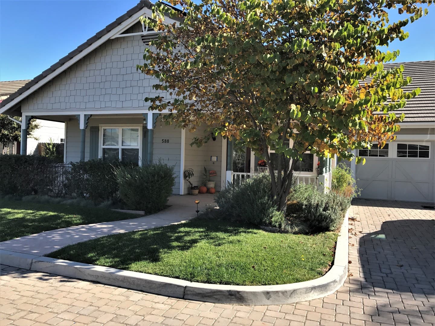 Los Alamos House: 588 Foxen Lane