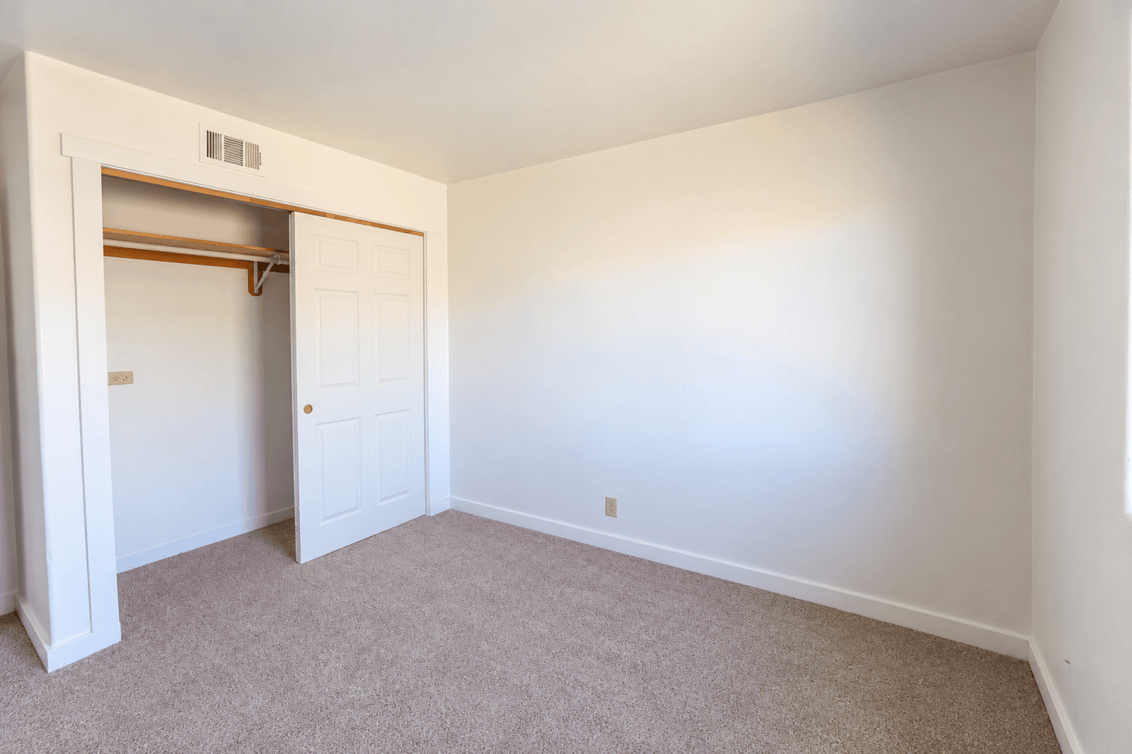 Lompoc House: 919 Oleander Street