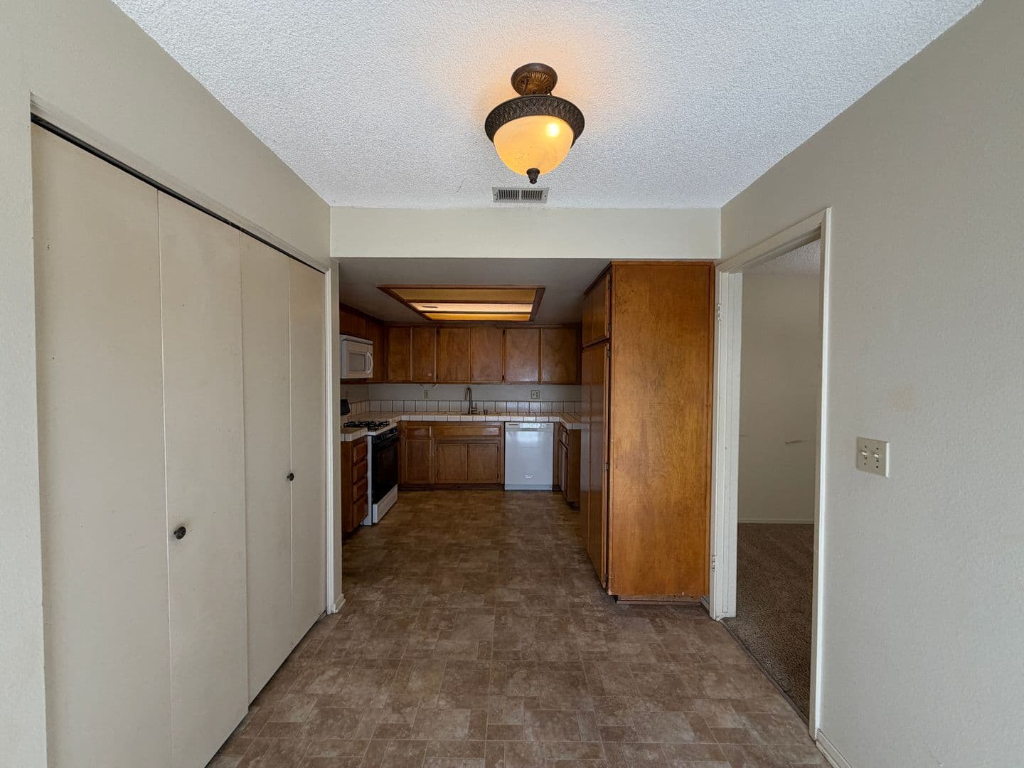 Santa Maria Condo: 1212 Jackie Lane