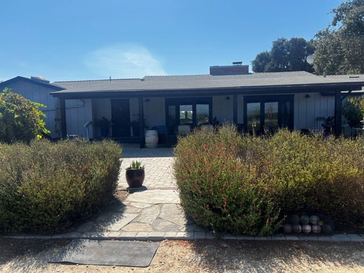Santa Ynez House: 1701 Calzada Avenue
