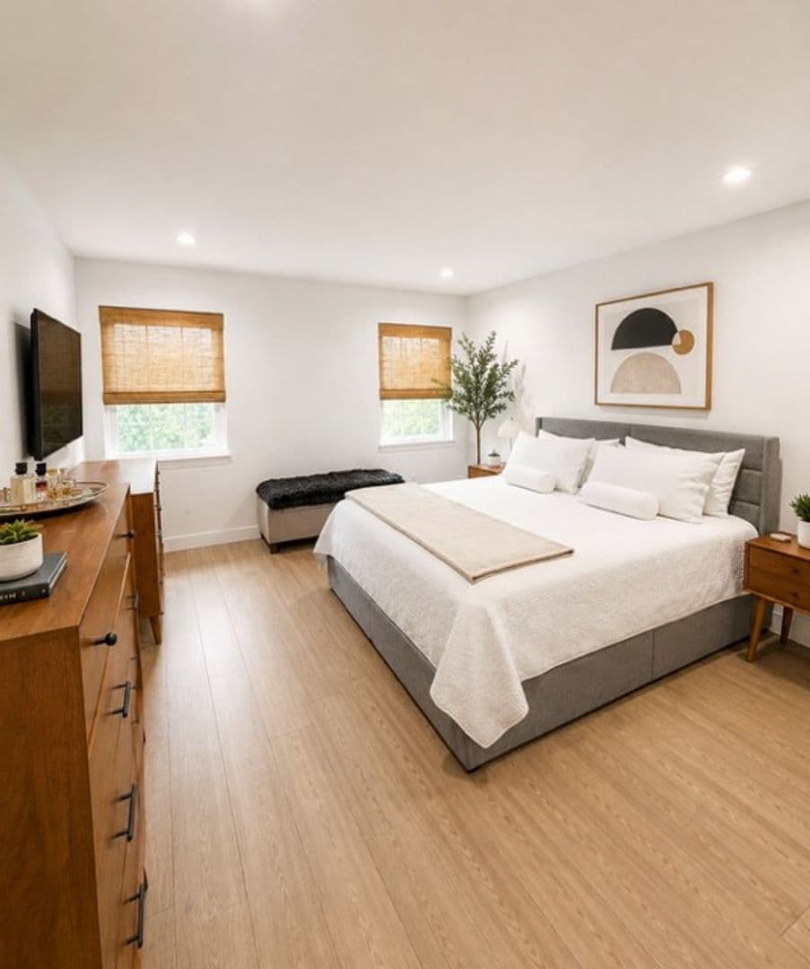 Solvang House: 1656 Juniper Avenue