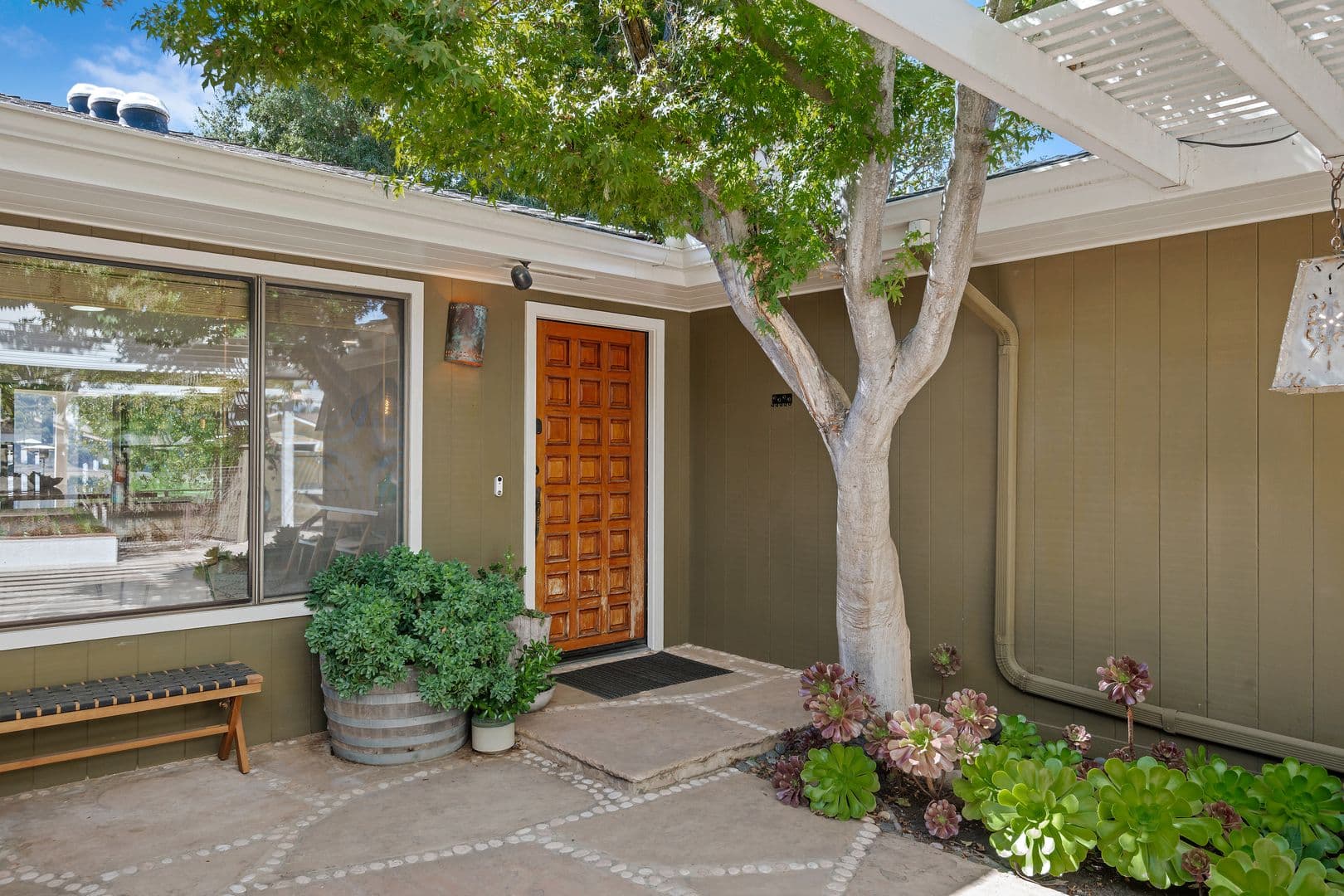Solvang House: 137 3rd Street