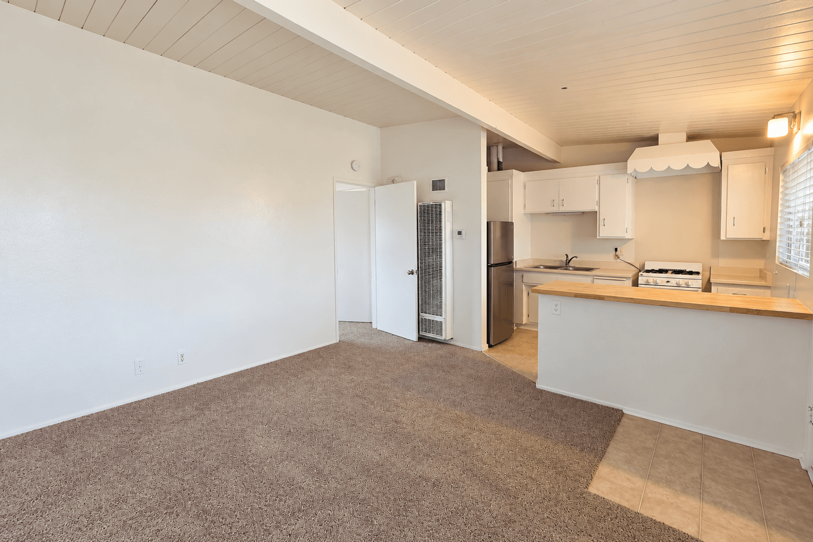 Lompoc Apartment: 117-121 South "K" Street