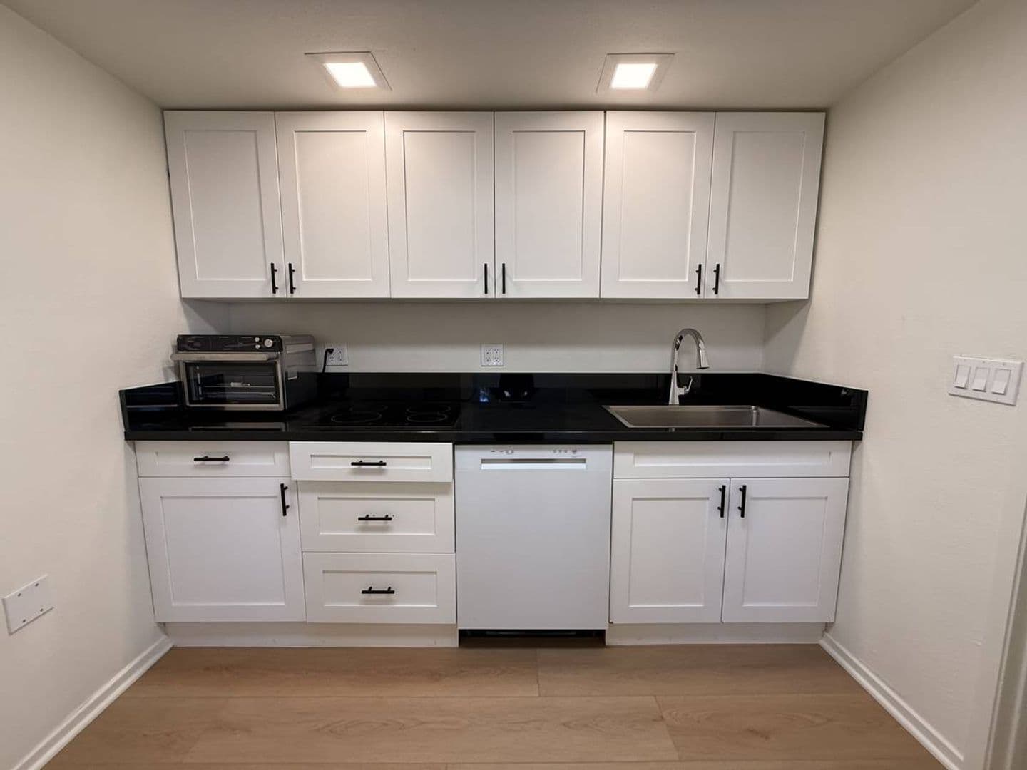Santa Ynez Apartment: 3511-3513 Numancia & 3524 Madera Street
