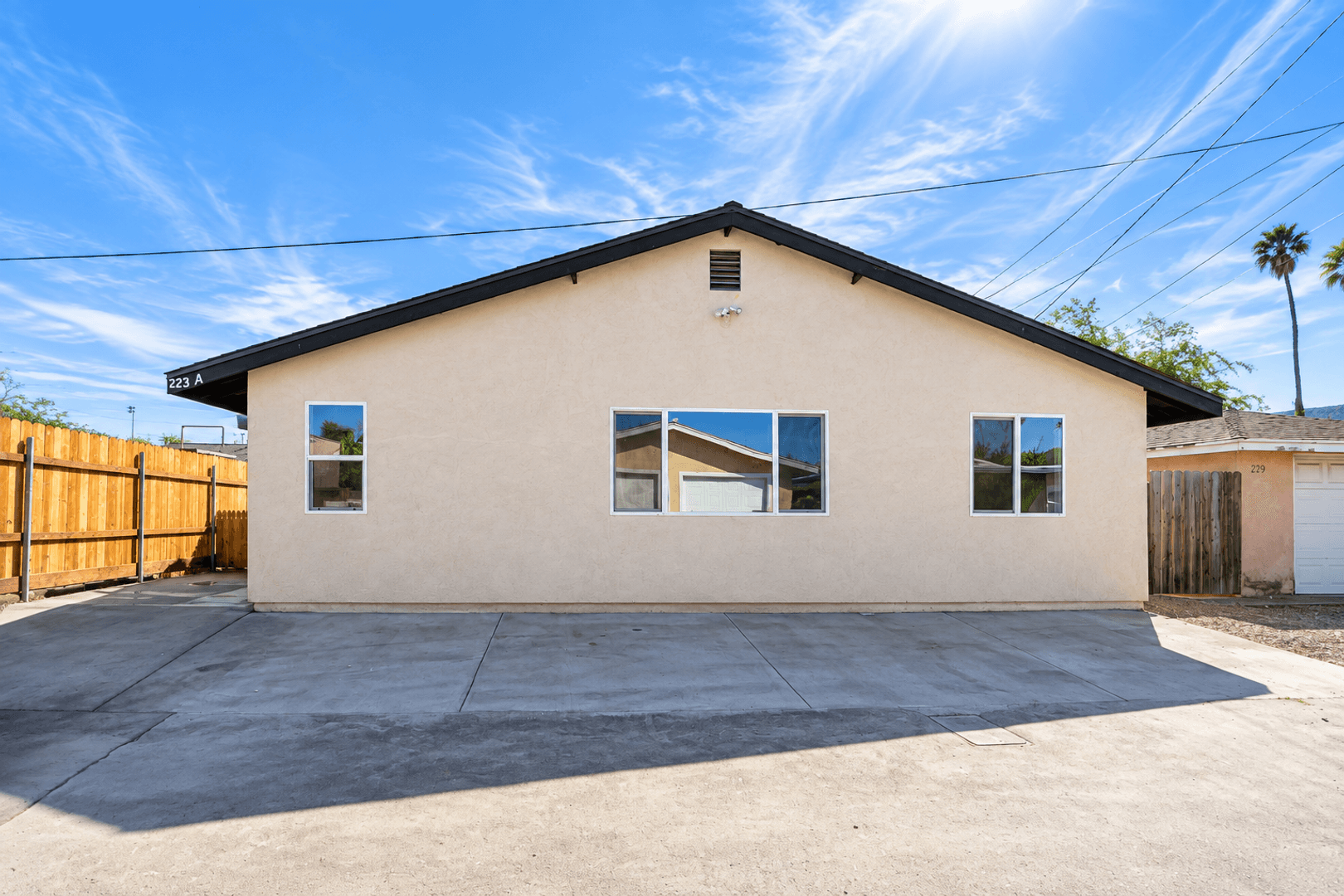 Lompoc House: 223 North B Street, Unit A