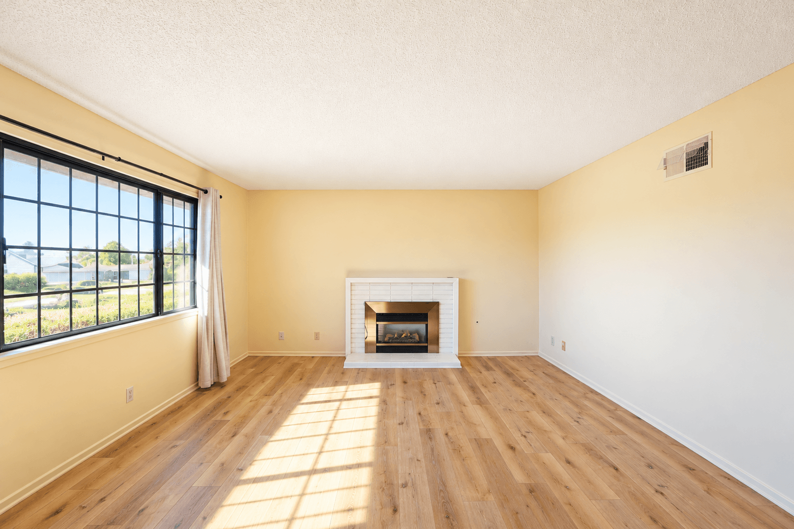Lompoc House: 241 Regulus Avenue