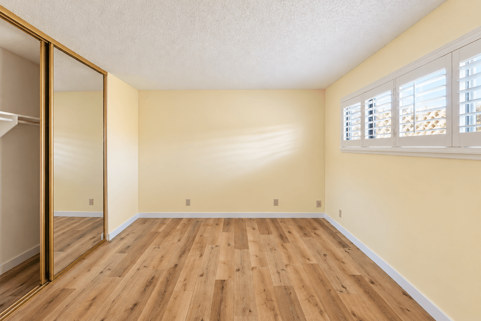 Lompoc House: 241 Regulus Avenue