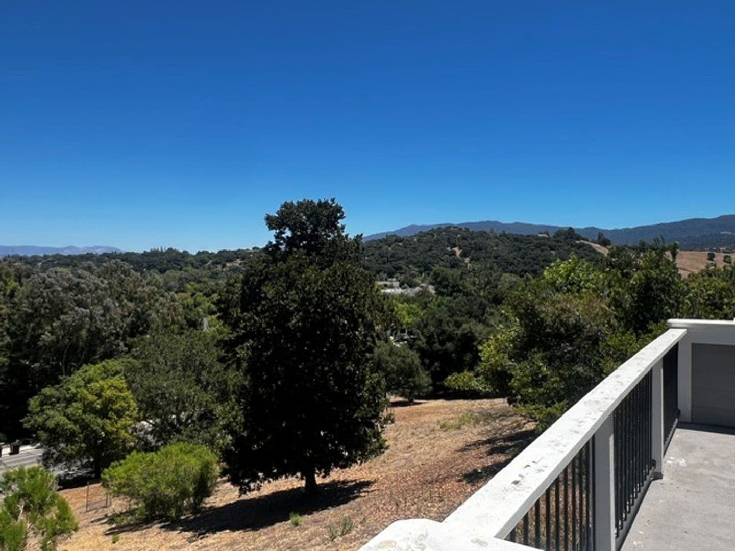 Solvang House: 736 Hillside Drive
