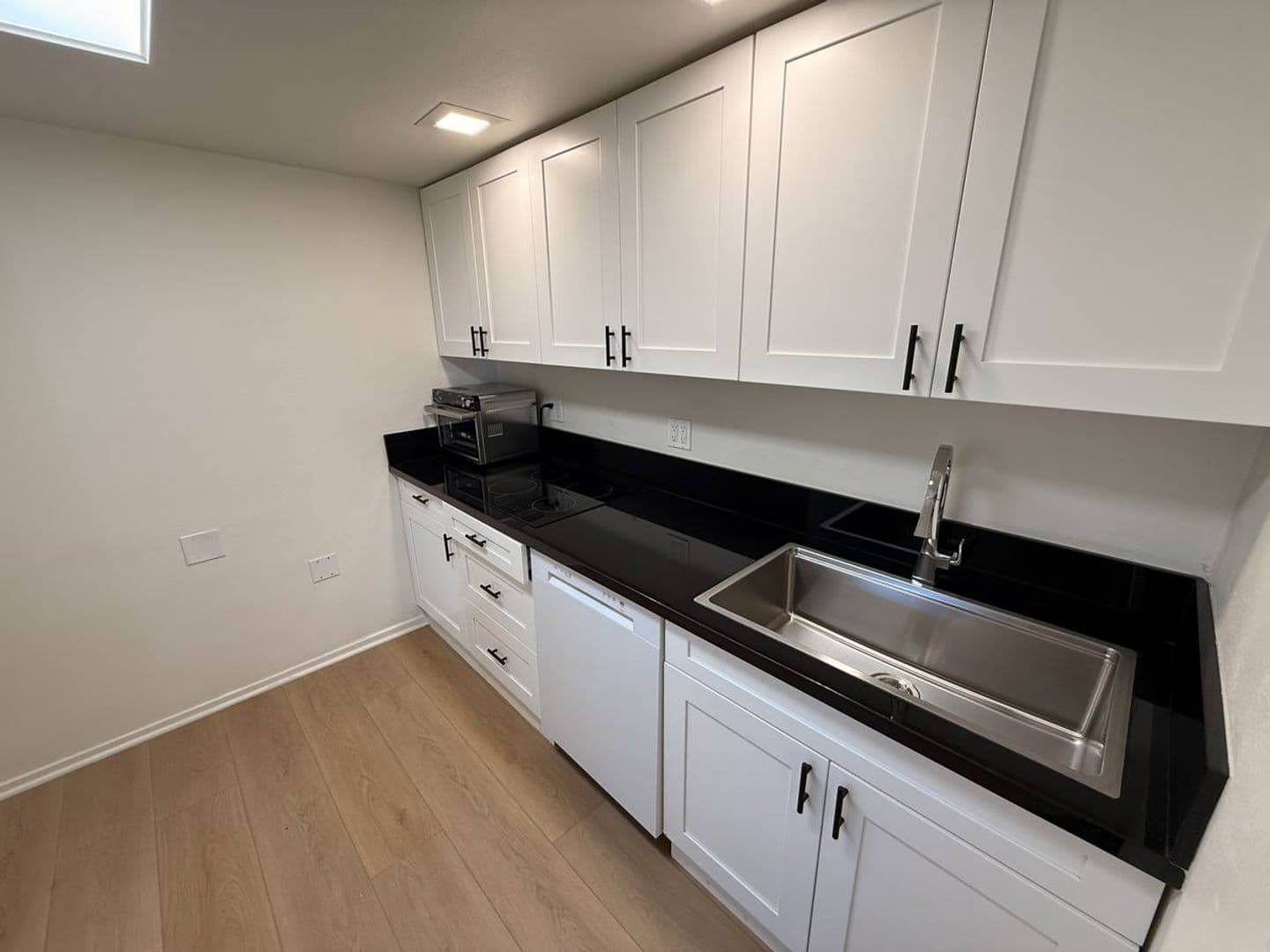 Santa Ynez Apartment: 3511-3513 Numancia & 3524 Madera Street