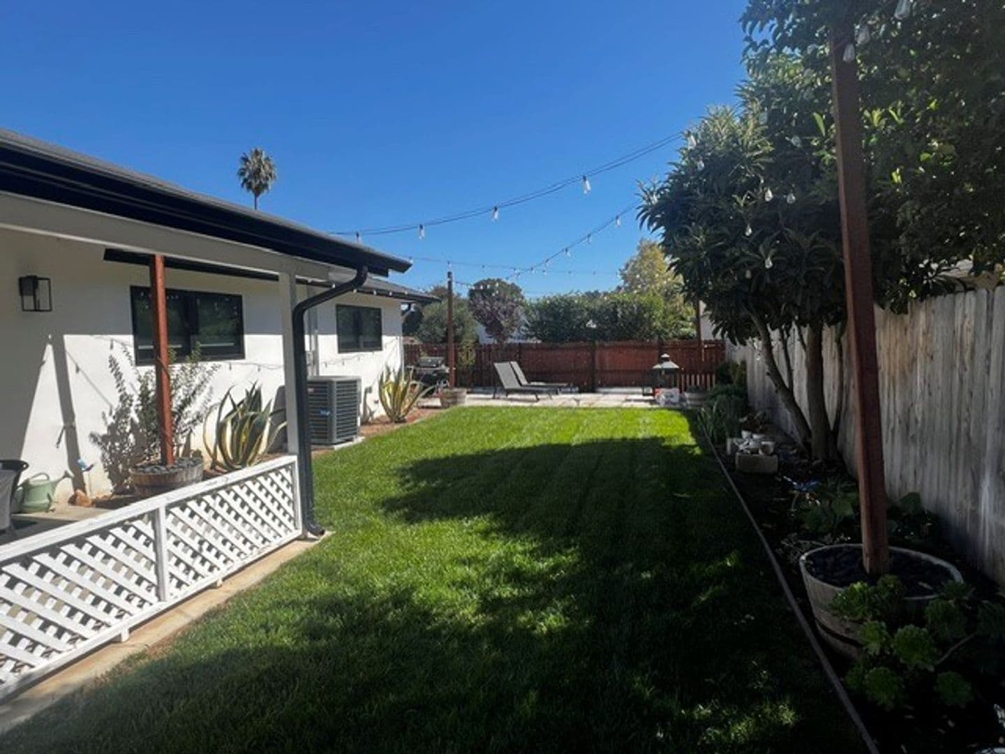 Solvang House: 1656 Juniper Avenue