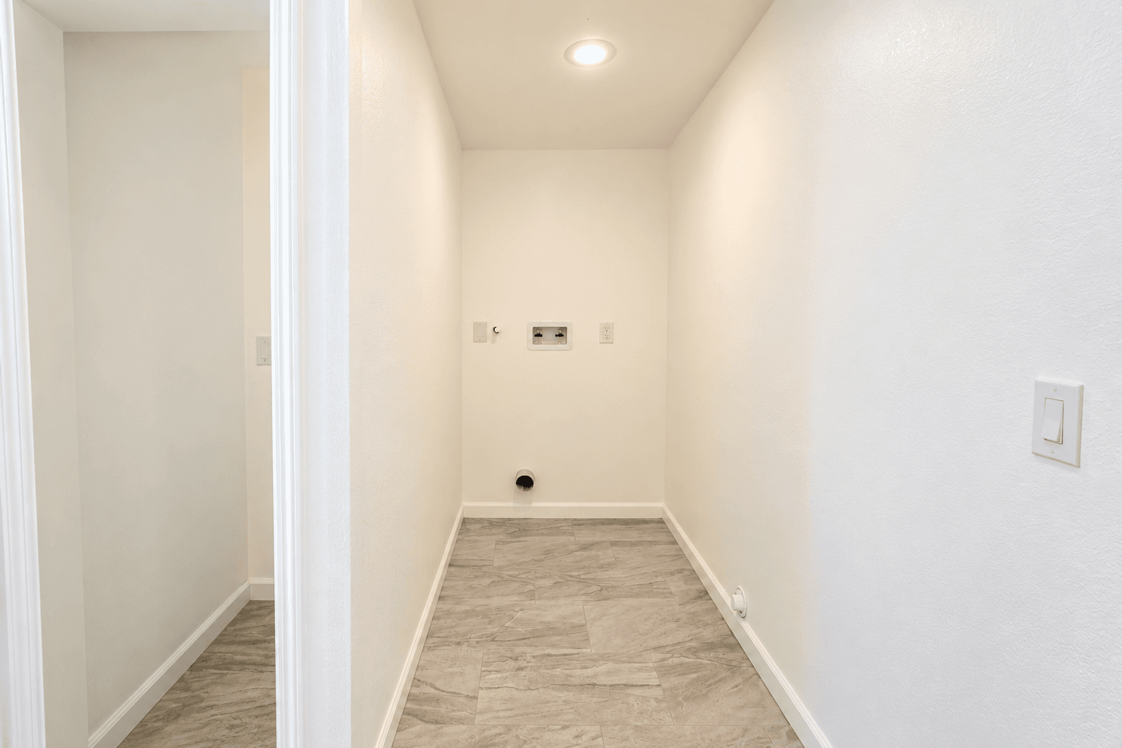 Lompoc House: 223 North B Street, Unit A