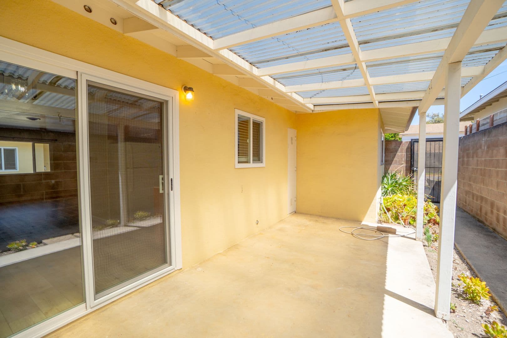 Lompoc Apartment: 334 South "K" Street