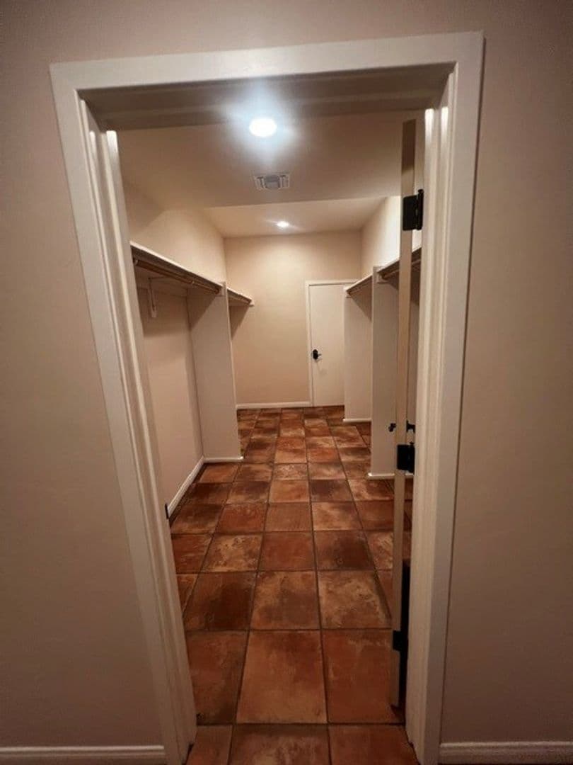 Santa Ynez House: 1701 Calzada Avenue