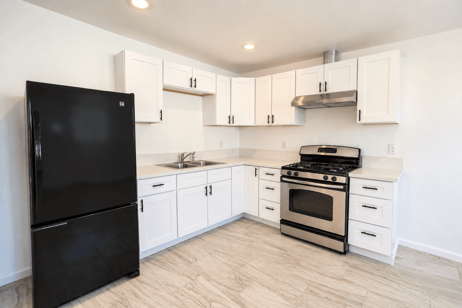 Lompoc House: 223 North B Street, Unit A