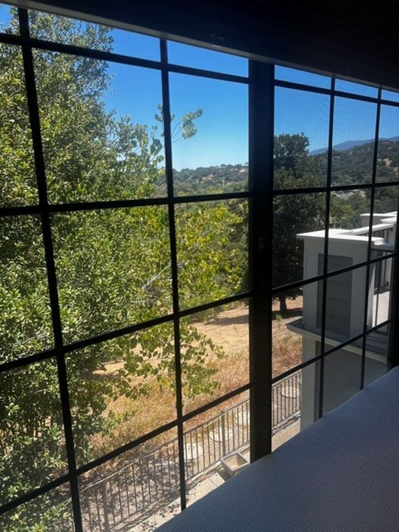 Solvang House: 736 Hillside Drive