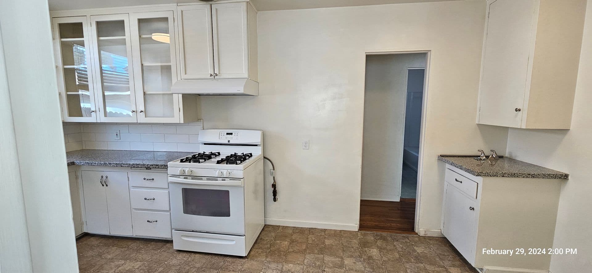 Santa Maria Apartment: 609 Central Ave