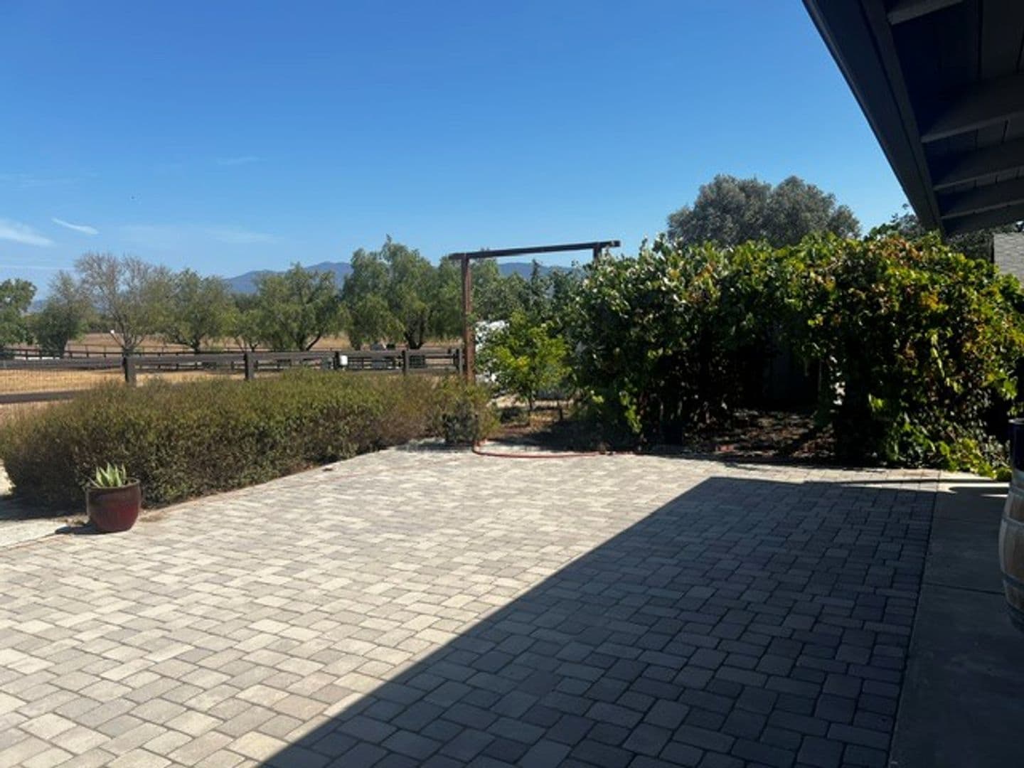 Santa Ynez House: 1701 Calzada Avenue