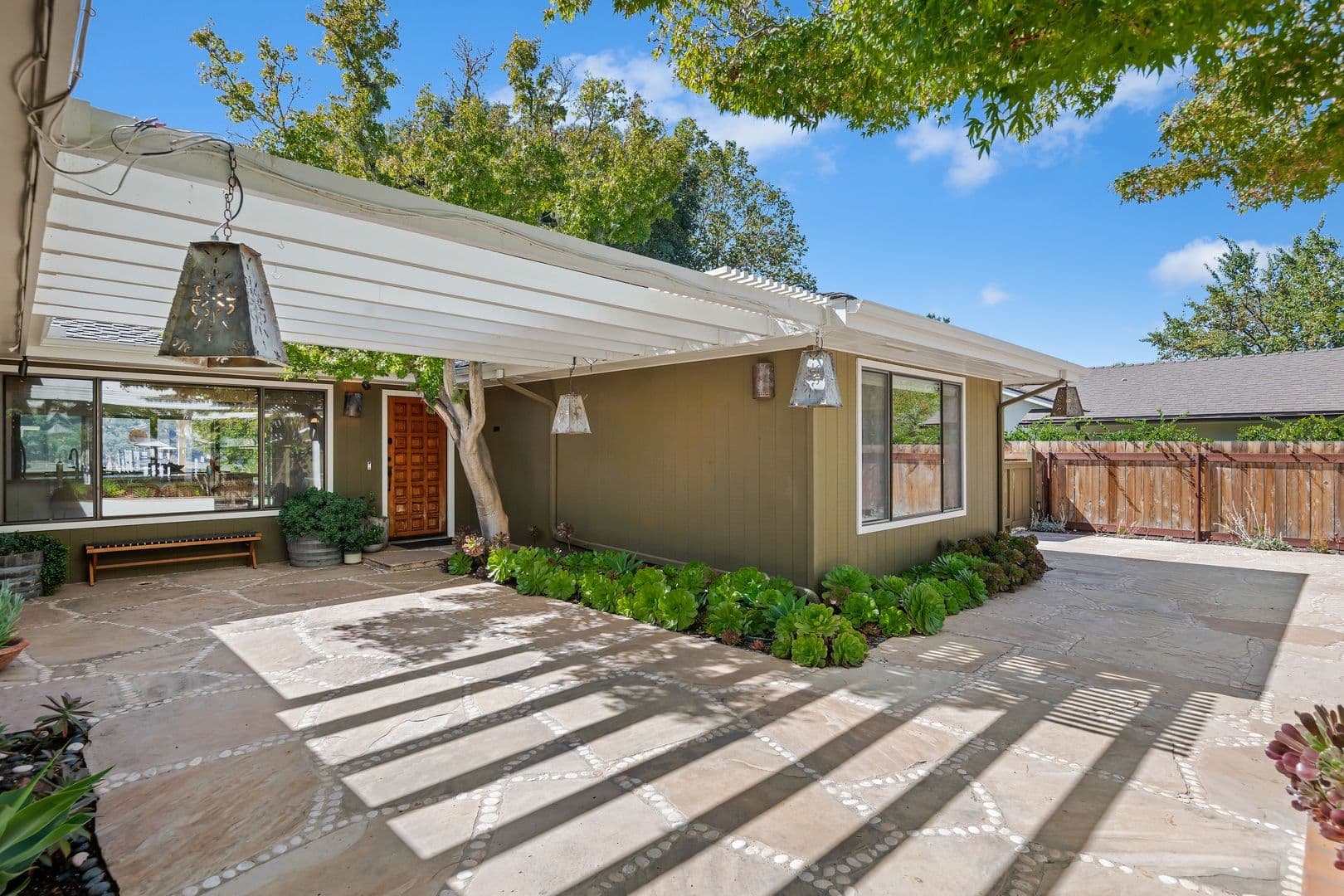 Solvang House: 137 3rd Street