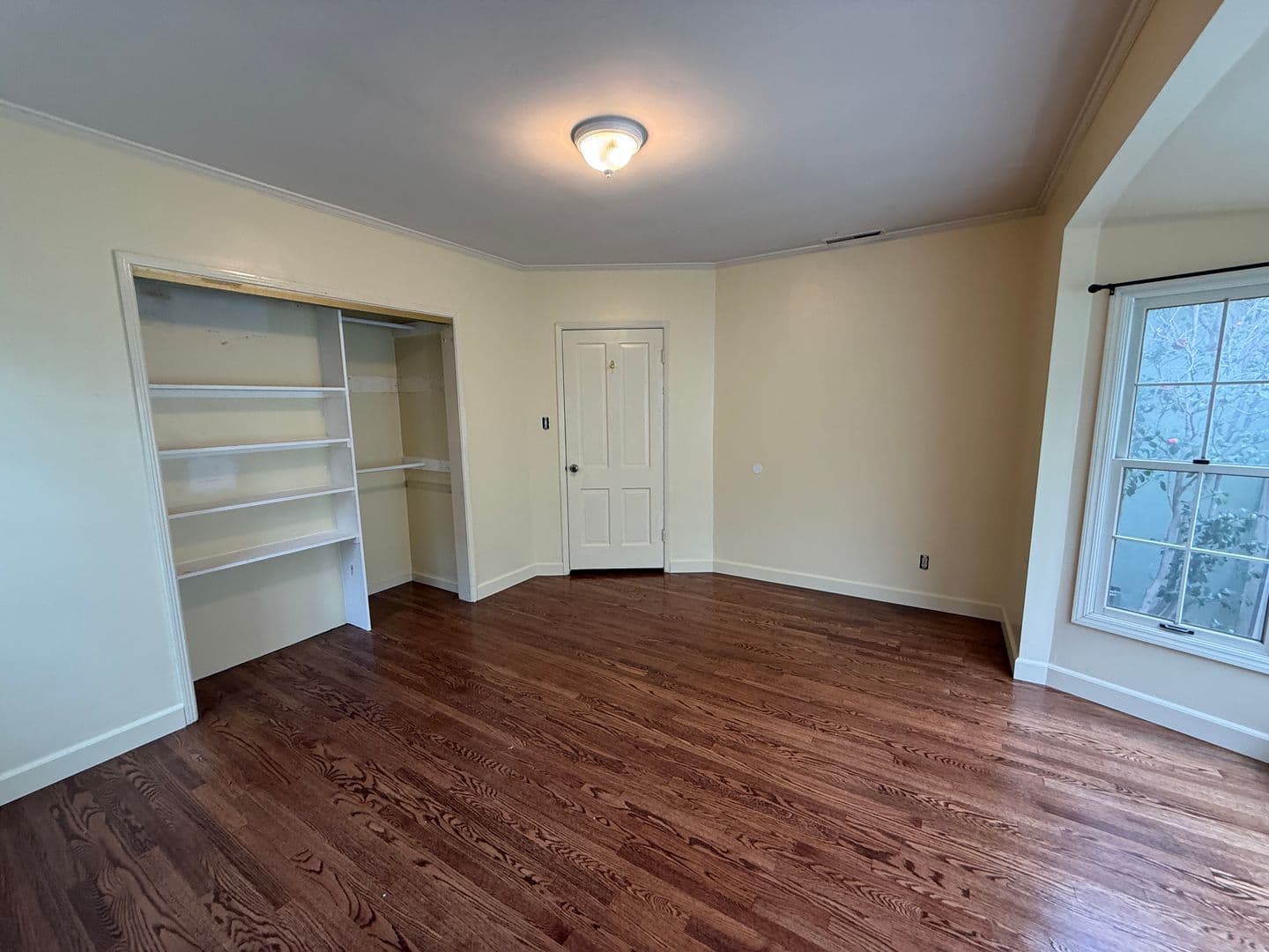 Santa Maria House: 411 E Camino Colegio