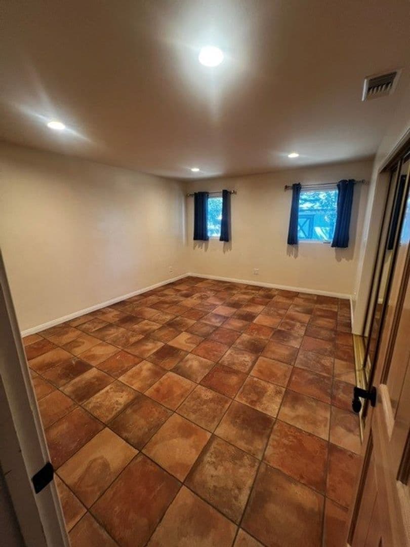 Santa Ynez House: 1701 Calzada Avenue