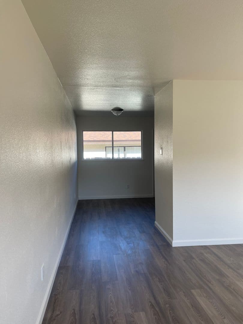 Lompoc Apartment: 425 South G Street