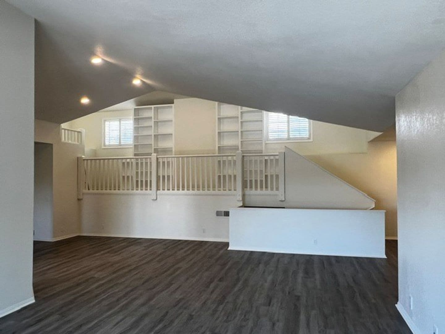 Solvang House: 736 Hillside Drive