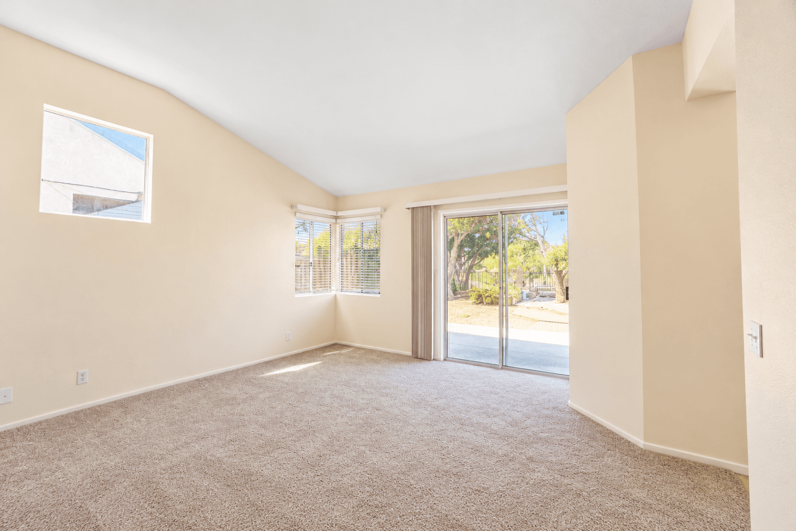 Lompoc House: 701 Southbrook