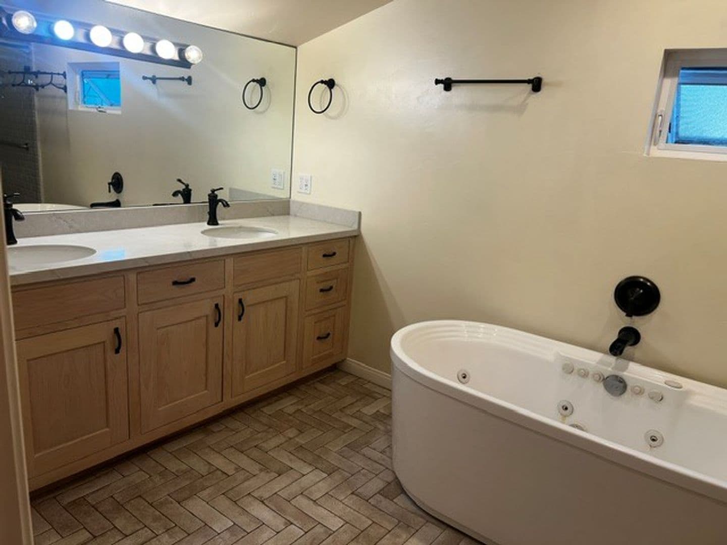 Santa Ynez House: 1701 Calzada Avenue