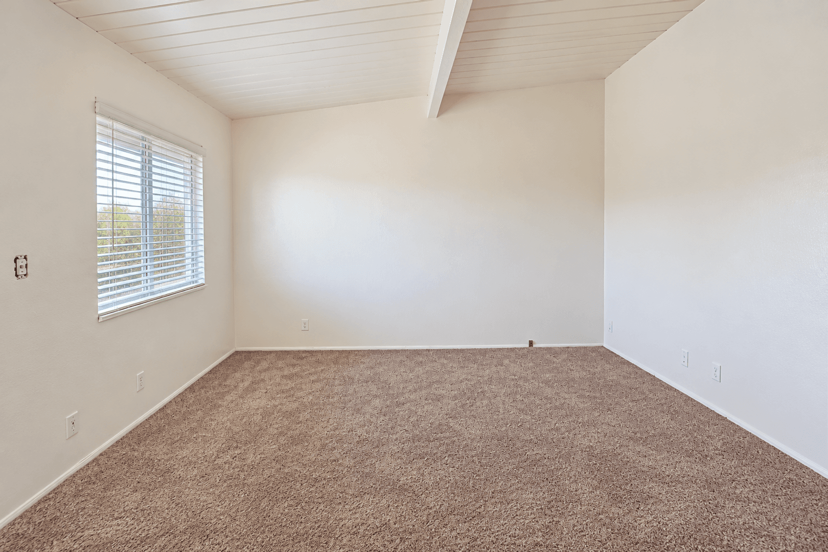 Lompoc Apartment: 117-121 South "K" Street