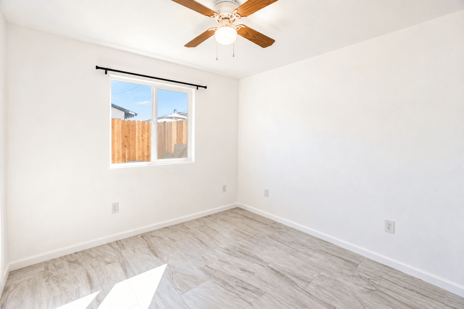 Lompoc House: 223 North B Street, Unit A